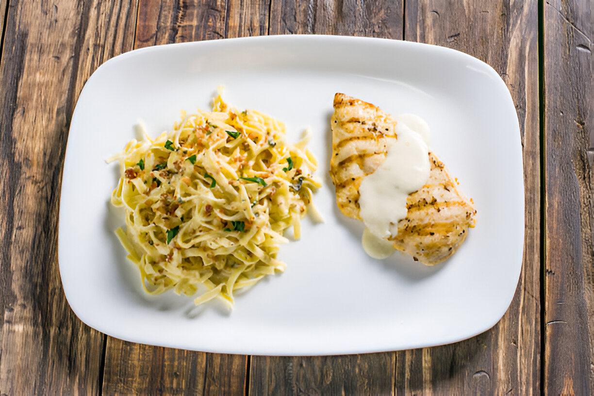 Asiago Tortellini Alfredo with Grilled Chicken