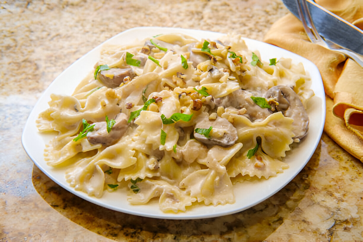 Creamy Alfredo Lasagna Soup