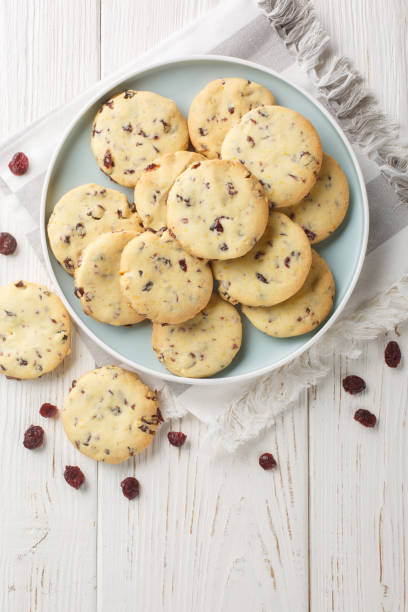 4-Ingredient Christmas Shortbread Cookies