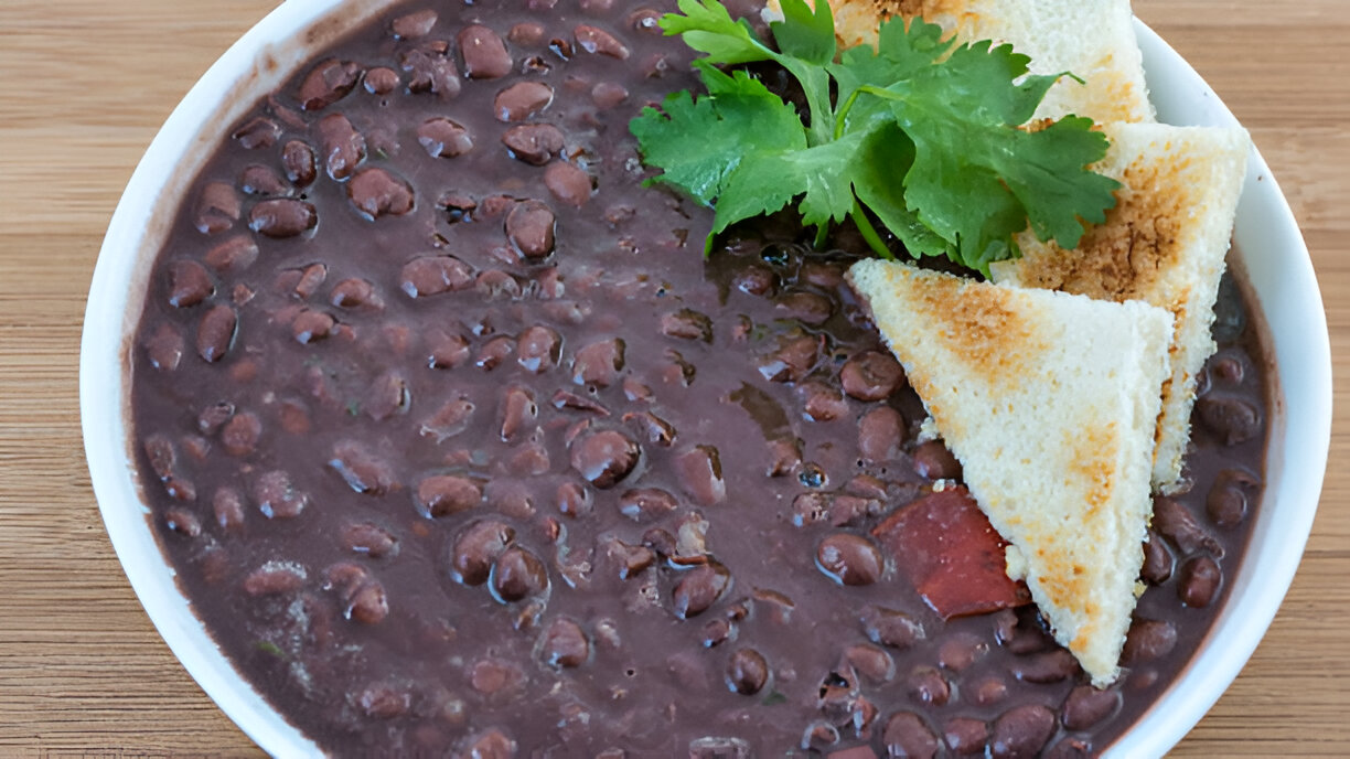 Instant Pot Black Bean Soup