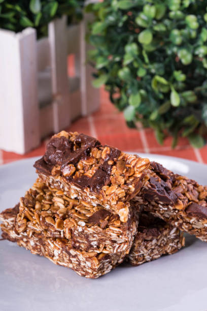 No Bake homemace crunch bars