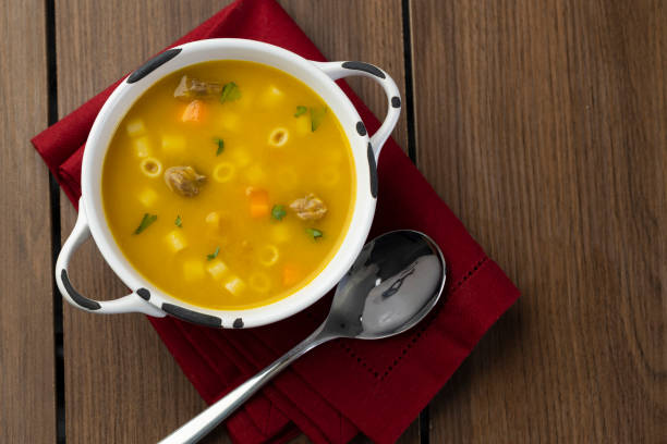 One Pot Macaroni Cheeseburger Soup