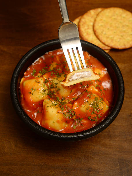 Slow Cooker Tomato Tortellini Soup with Cheddar Toast Bites