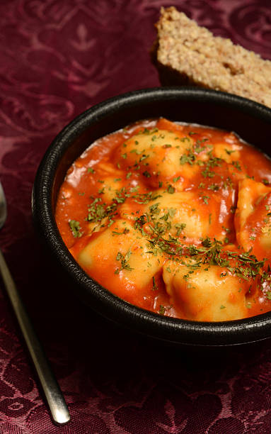 Slow Cooker Tomato Tortellini Soup with Cheddar Toast Bites