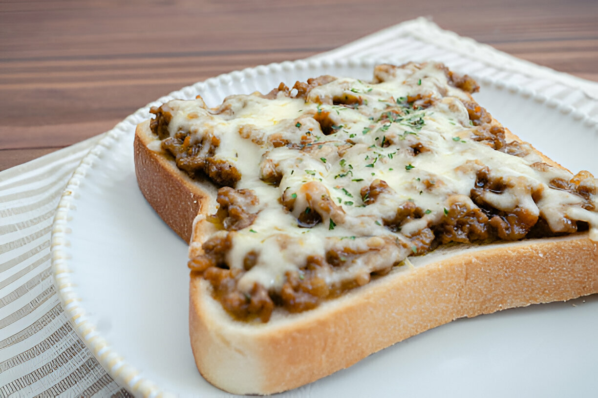 Beef Stroganoff French Bread Toast