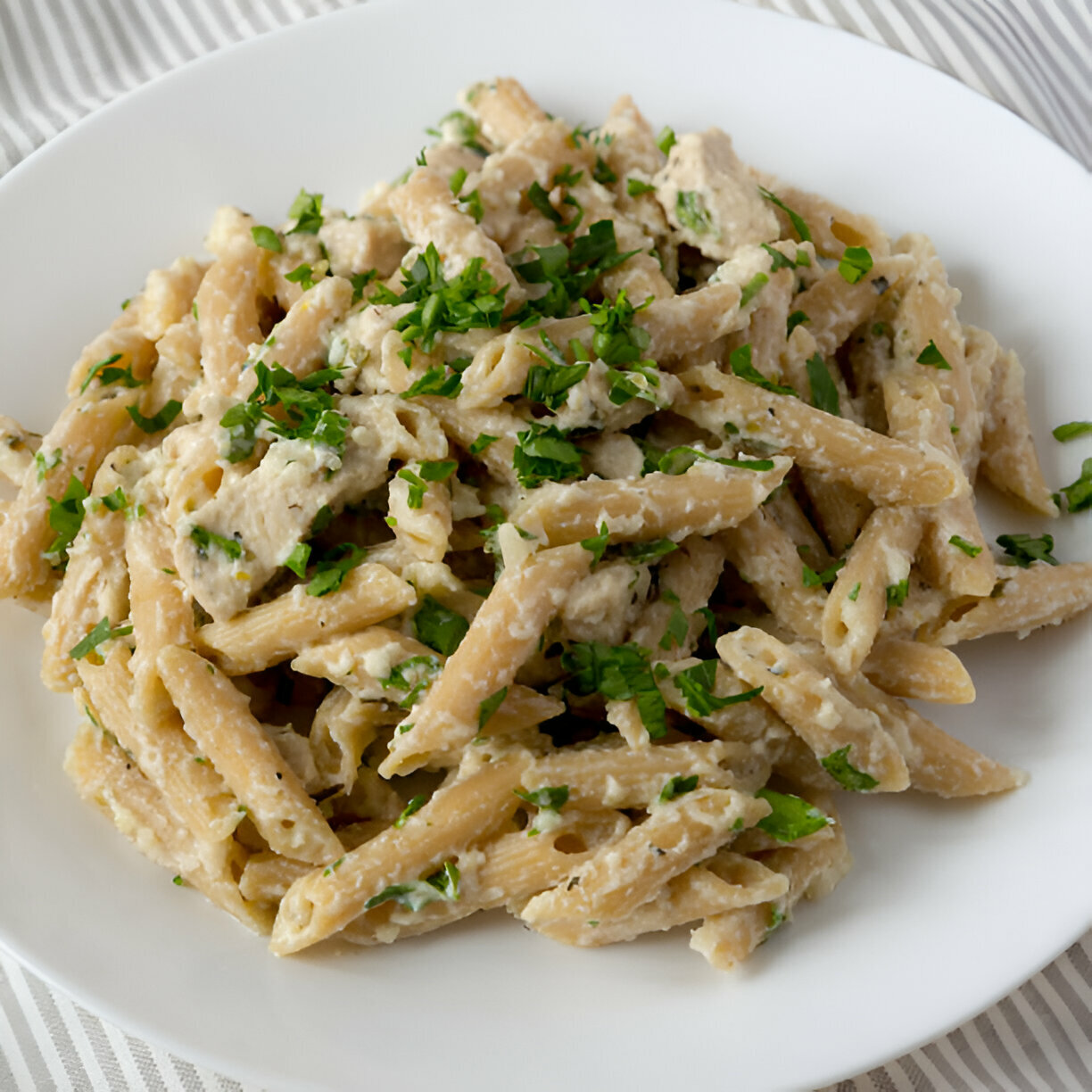 Creamy Chicken Bacon Ranch Pasta