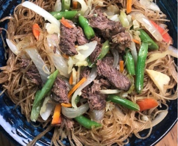 Filipino Pancit With Beef