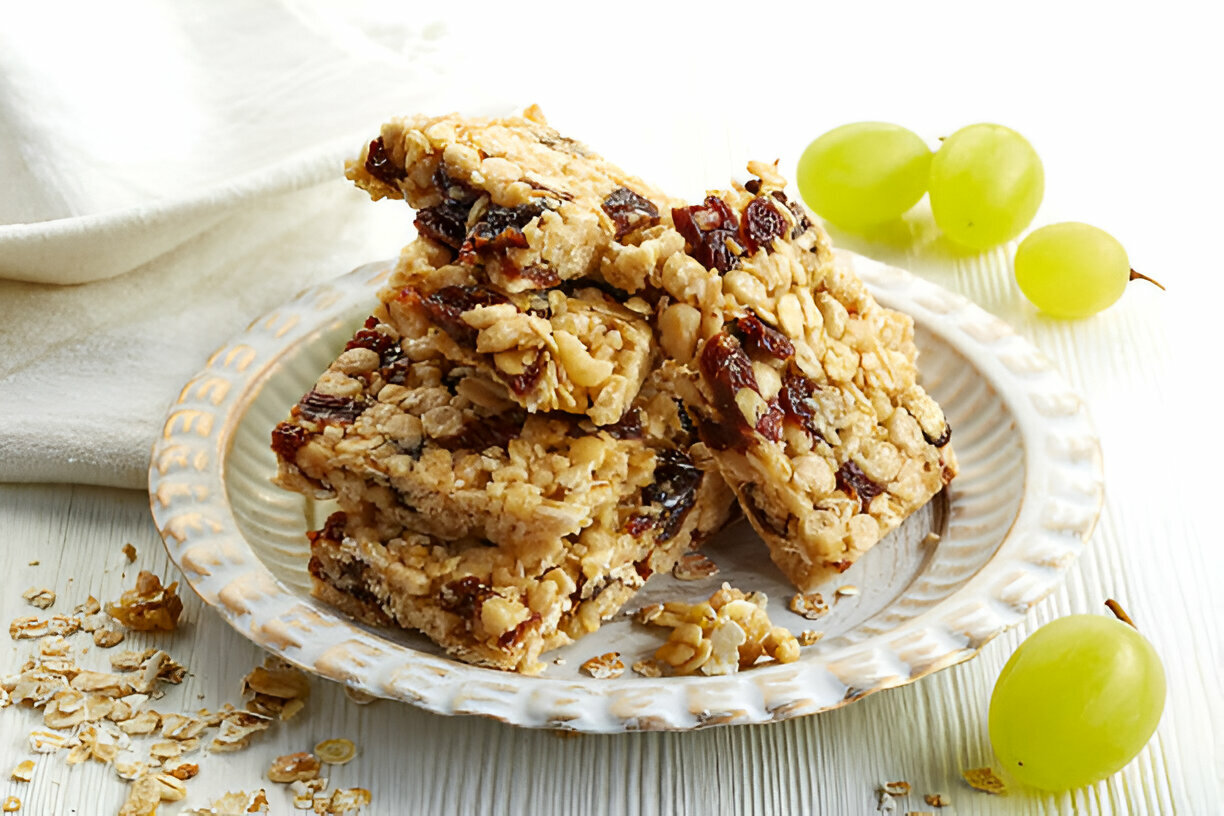 Oatmeal Raisin Cookie Bars