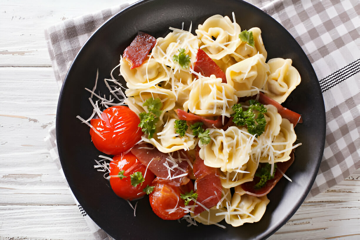 Salami-Mozzarella Tortellini Pasta Salad